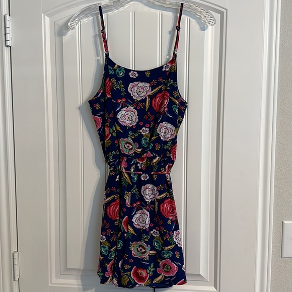 Blue Rain Floral Romper - Picture 8 of 13